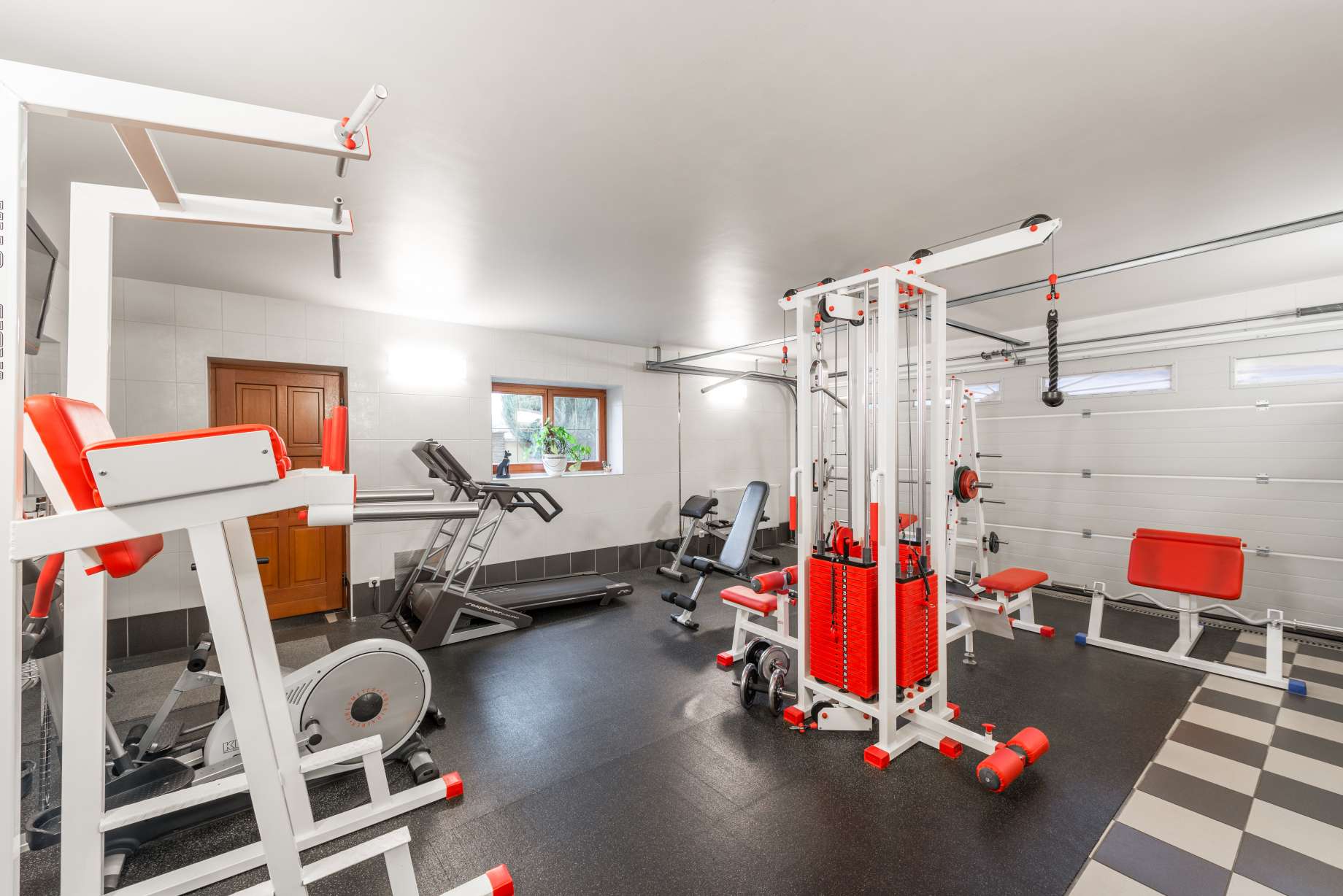 Common Fitness Myths Debunked: What Every Beginner Should Know